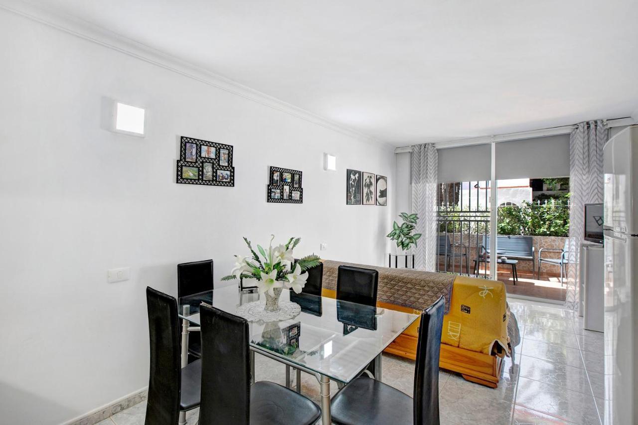 Apartamento Mertxe アロナ エクステリア 写真