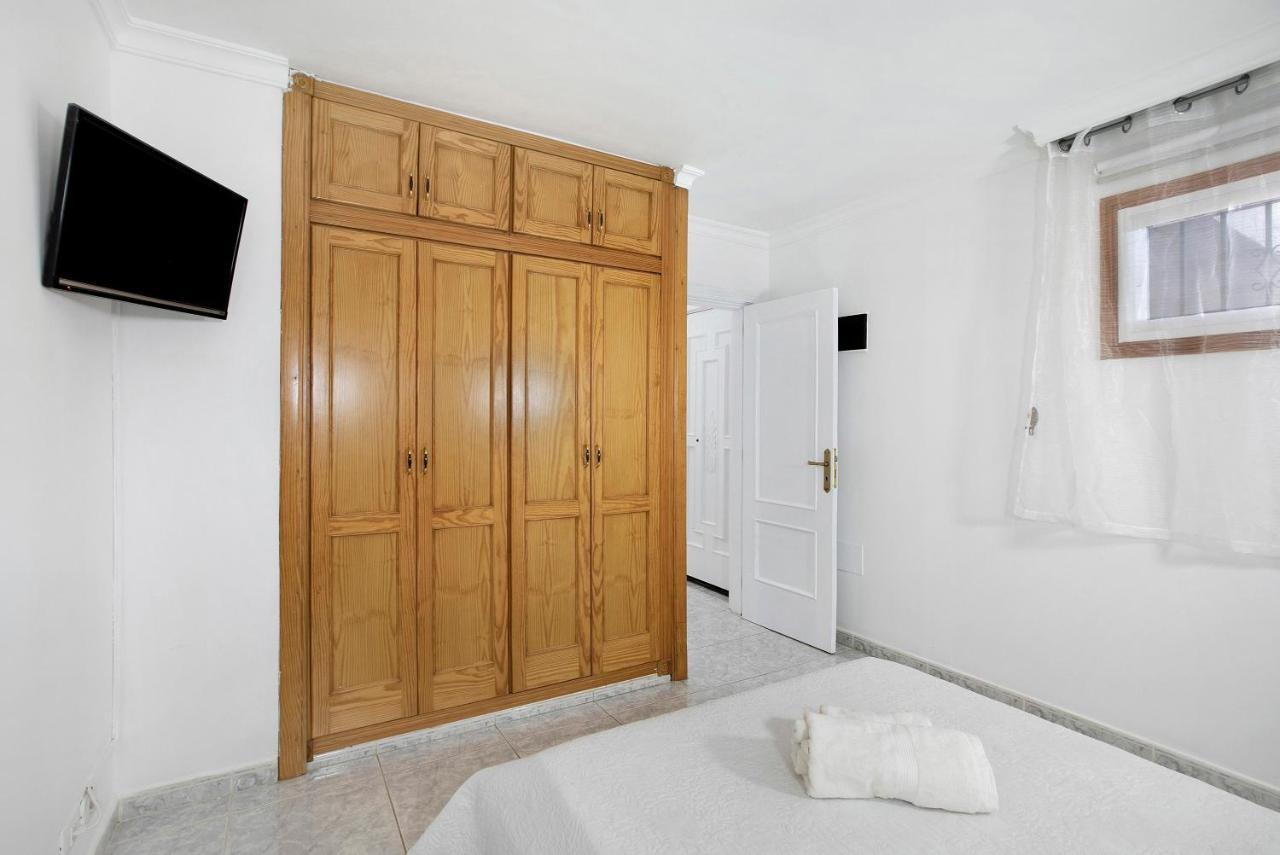 Apartamento Mertxe アロナ エクステリア 写真