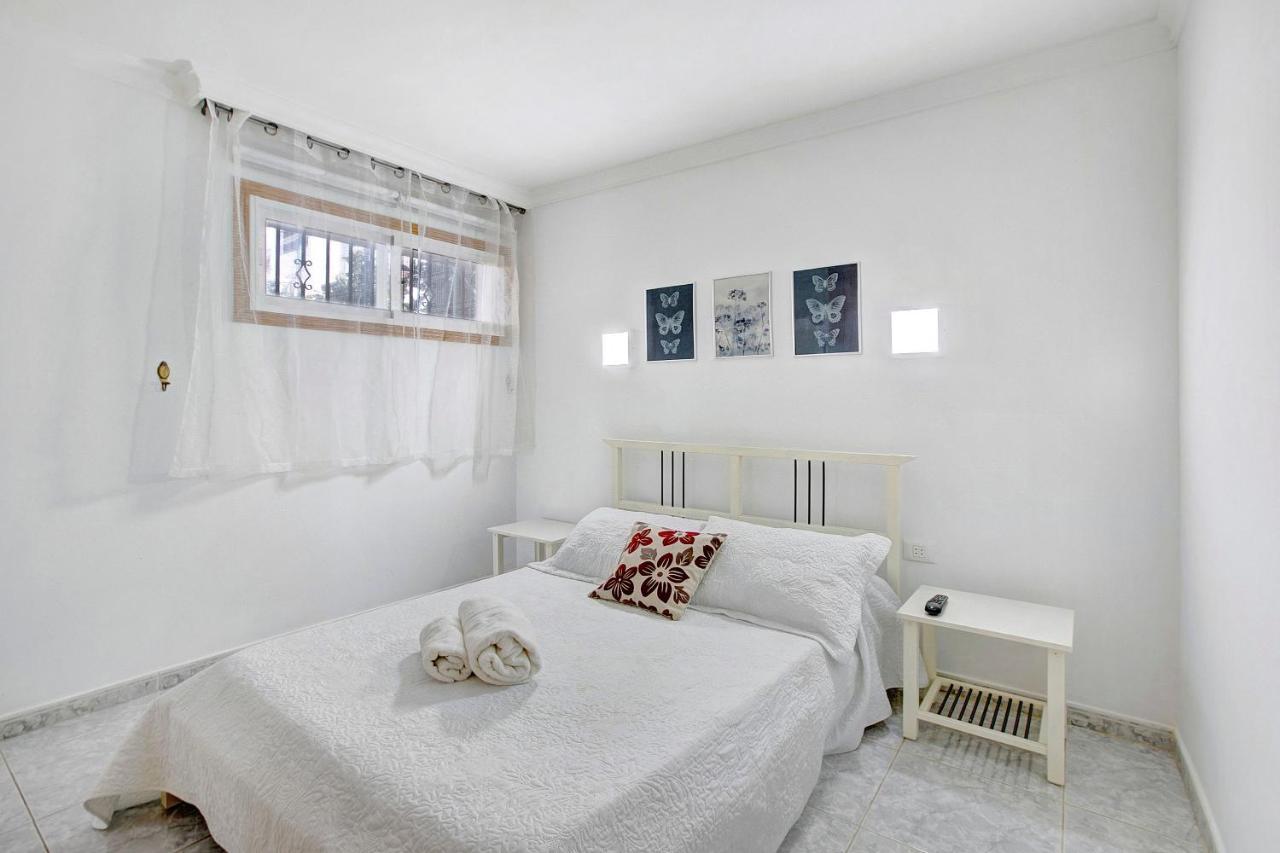 Apartamento Mertxe アロナ エクステリア 写真